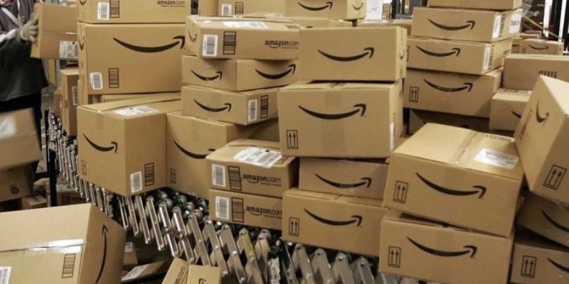 Amazon impazzisce con offerte quasi gratis all'80%, distrutta Unieuro